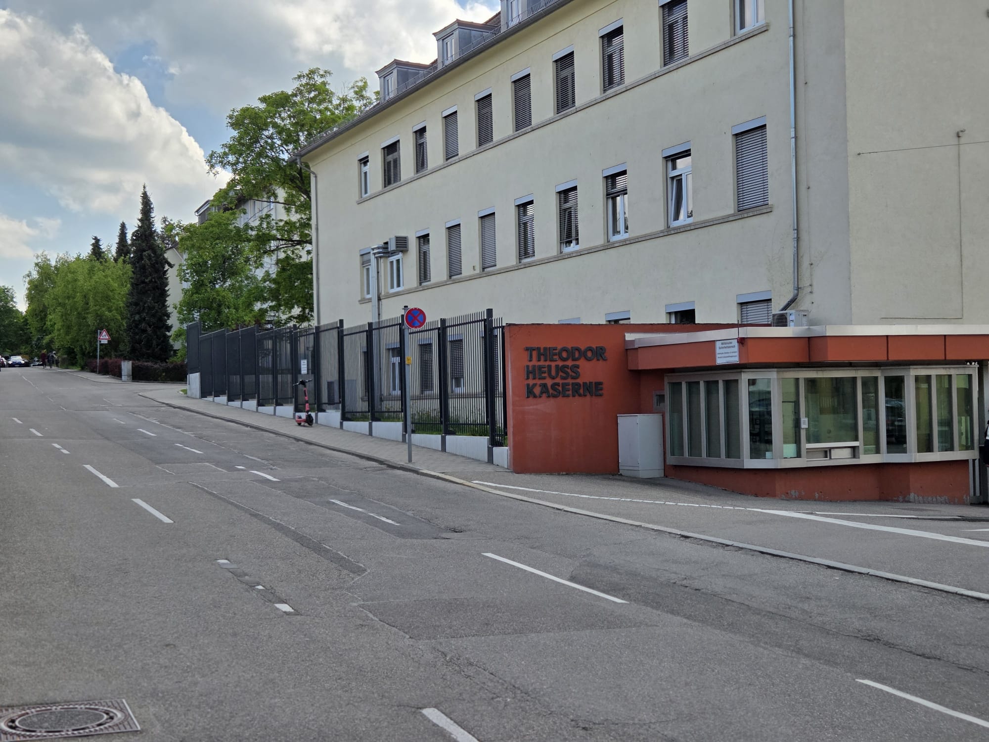 Theodor-Heuss-Kaserne