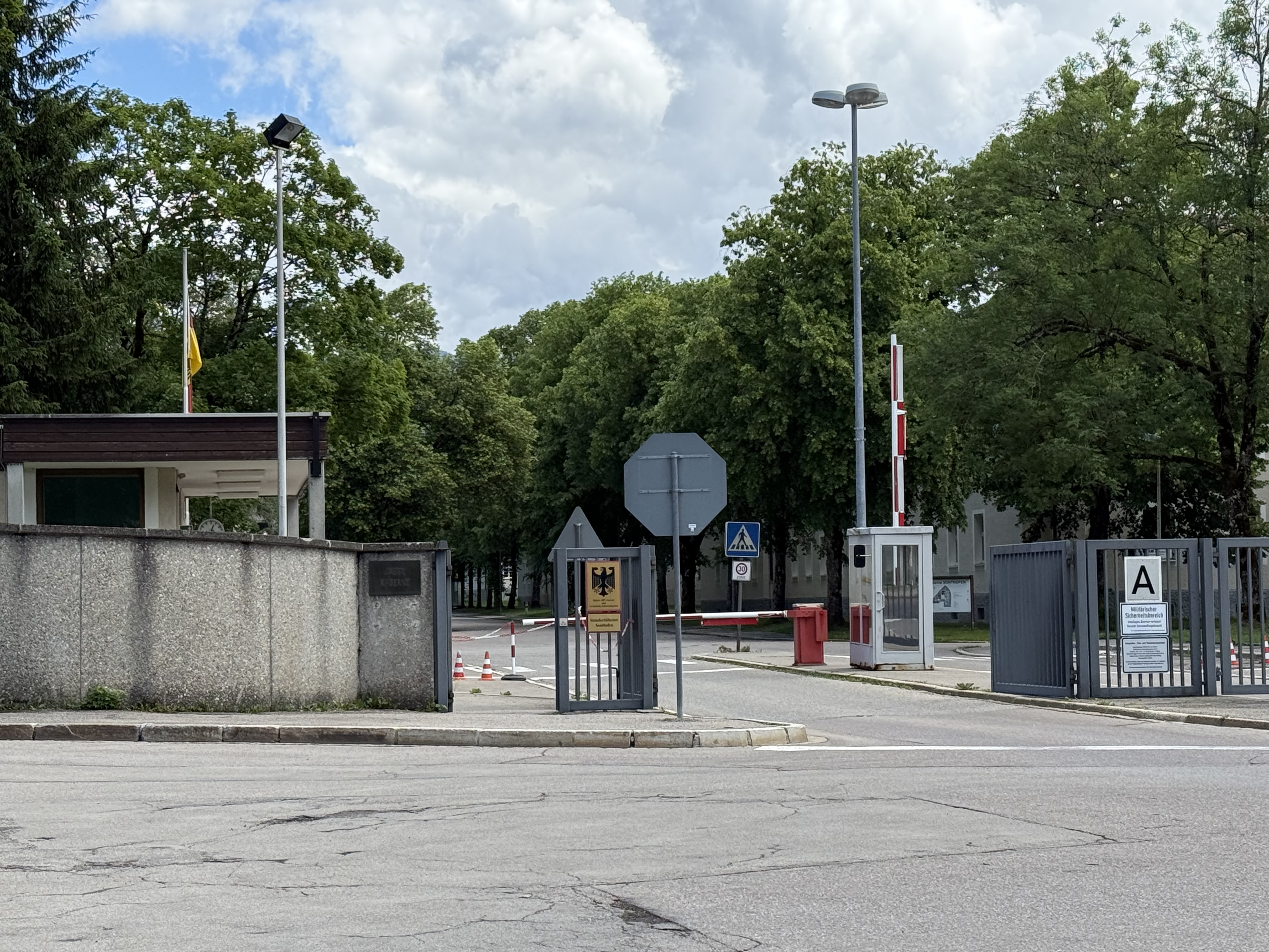 Jäger-Kaserne